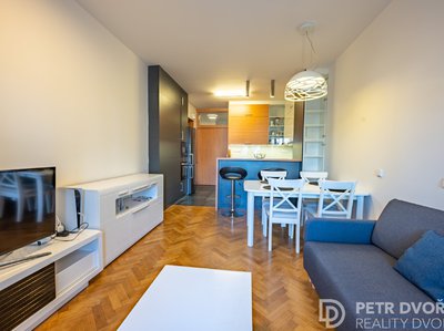 Pronájem bytu 3+kk 84 m² Praha