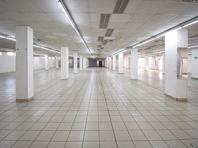 Pronájem obchodu 1250 m² Plzeň