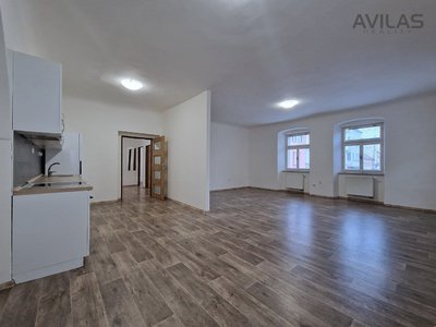 Pronájem bytu 3+kk 87 m² Benešov