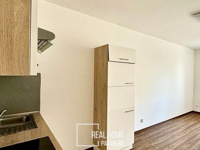 Pronájem bytu 2+kk, 48m²