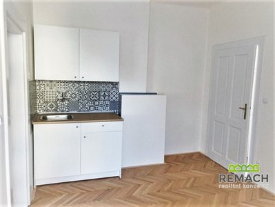 Pronájem kanceláře 32 m² Uherské Hradiště