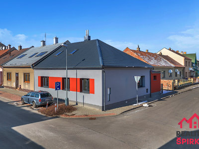 Prodej rodinného domu, 245m²