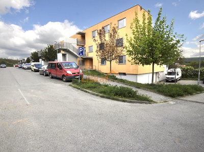 Prodej parkovacího místa 12 m² Brno