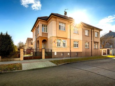 Prodej rodinného domu, 183m²