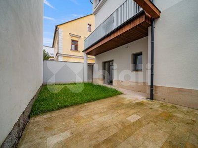 Pronájem bytu 2+1 59 m² Dvůr Králové nad Labem