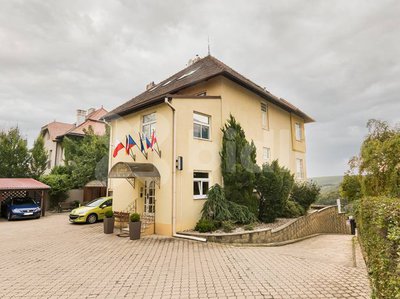 Prodej rodinného domu 600 m² Znojmo