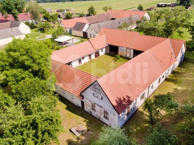 Prodej rodinného domu, 513m²