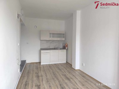 Pronájem bytu 1+kk, garsoniery, 22m²