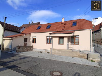 Prodej rodinného domu 180 m² Hostivice