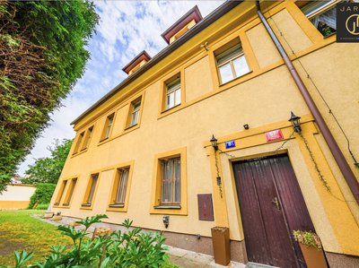 Prodej bytu 4+kk 121 m² Praha