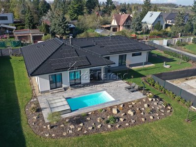 Prodej rodinného domu, 221m²