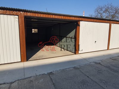 Pronájem garáže 21 m² Chropyně