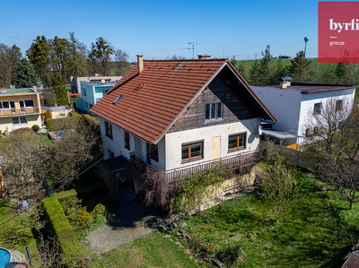 Prodej rodinného domu, 180m²
