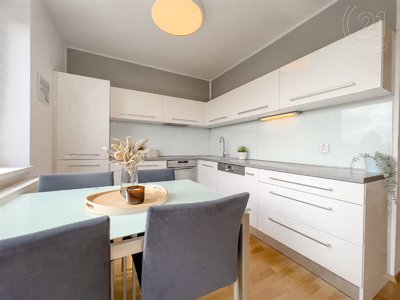 Pronájem bytu 3+kk 96 m² Brno