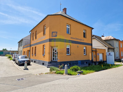 Pronájem kanceláře, 75m²