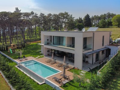 Prodej vily, 320m²