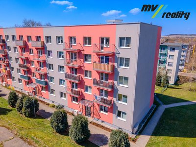Pronájem bytu 2+1 46 m² Milovice