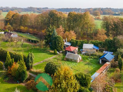 Prodej stavební parcely, 1696m²