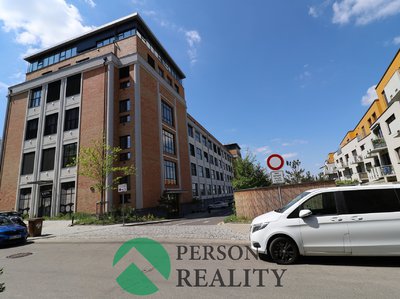 Pronájem obchodu 140 m² Praha