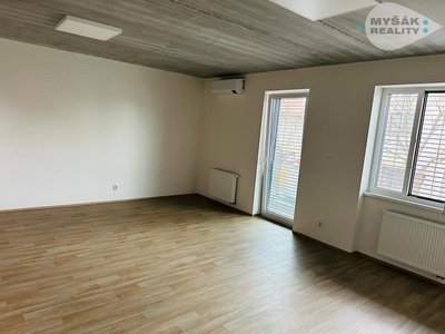 Prodej bytu 2+kk 72 m² Kladno