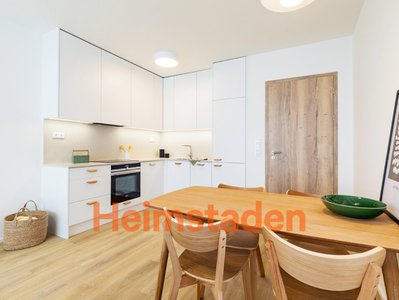 Pronájem bytu 2+kk 53 m² Praha