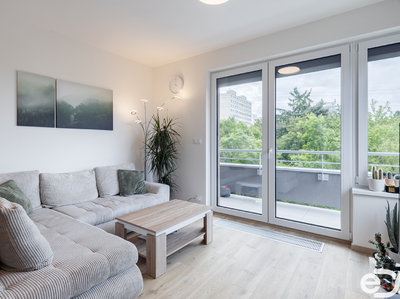 Pronájem bytu 2+kk 57 m² Praha