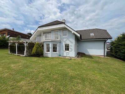 Prodej rodinného domu 200 m² Panenské Břežany