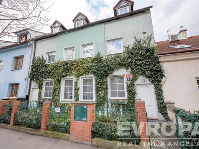 Prodej bytu 2+kk 53 m² Praha