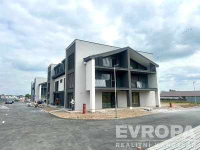 Prodej bytu 3+kk 85 m² Vysoký Újezd
