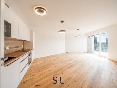 Pronájem bytu 2+kk 66 m² Praha