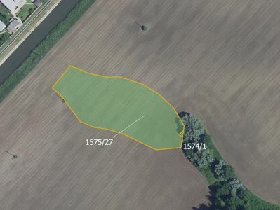 Prodej zemědělské půdy 7918 m² Týnec