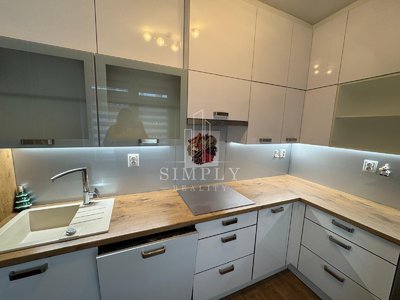 Pronájem bytu 2+1 58 m² Praha