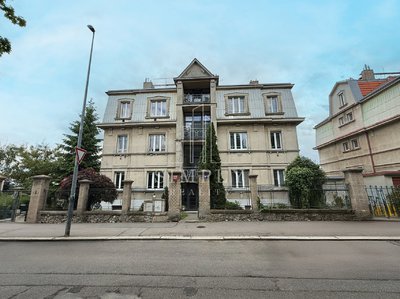 Prodej bytu 2+1 74 m² Praha