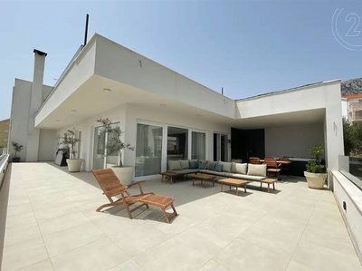 Prodej vily, 740m²