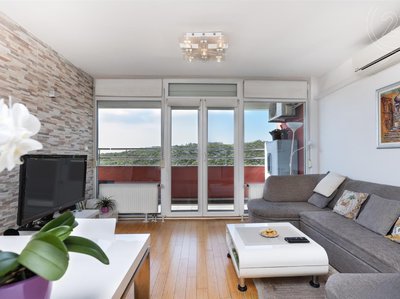 Prodej bytu 2+1, 77m²