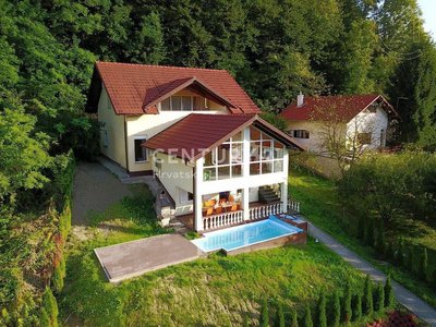 Prodej vily, 662m²