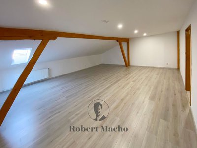Pronájem skladu, 58m²