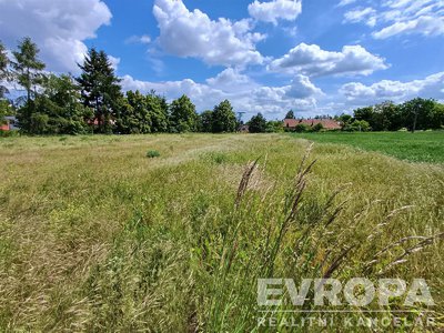 Prodej stavební parcely 1073 m² Okrouhlo