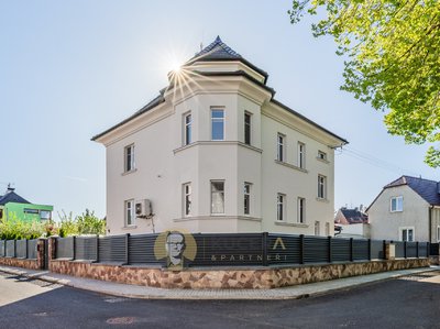 Prodej rodinného domu 310 m² Lovosice