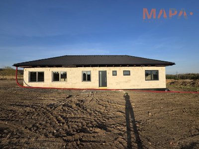 Prodej rodinného domu, 279m²