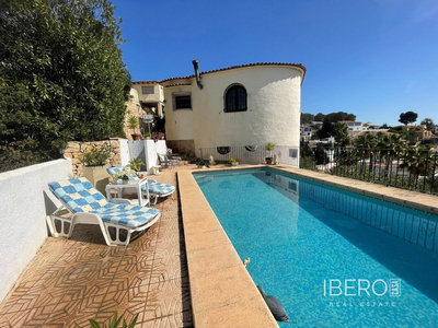Prodej rodinného domu, 309m²