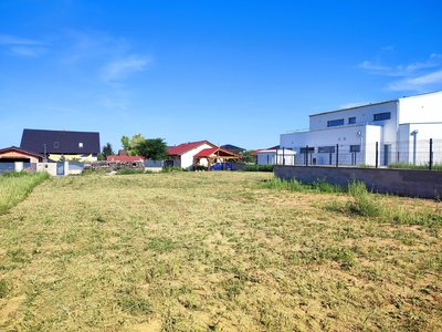 Prodej stavební parcely, 1551m²