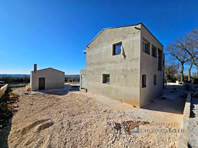 Prodej rodinného domu, 243m²