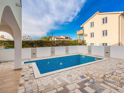 Prodej rodinného domu, 456m²