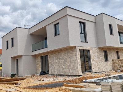 Prodej rodinného domu, 230m²