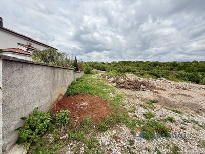 Prodej stavební parcely, 1093m²