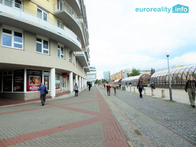 Pronájem obchodu 80 m² Praha
