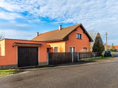 Prodej rodinného domu, 178m²