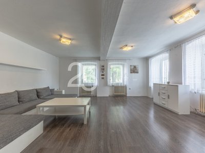 Prodej rodinného domu, 180m²