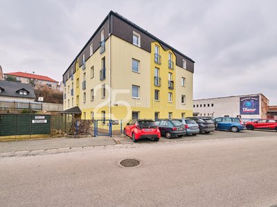 Prodej bytu 2+1 48 m² Úpice